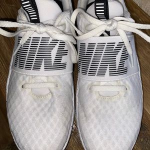 Womens size 5 “In Season TR 9 Nikes”